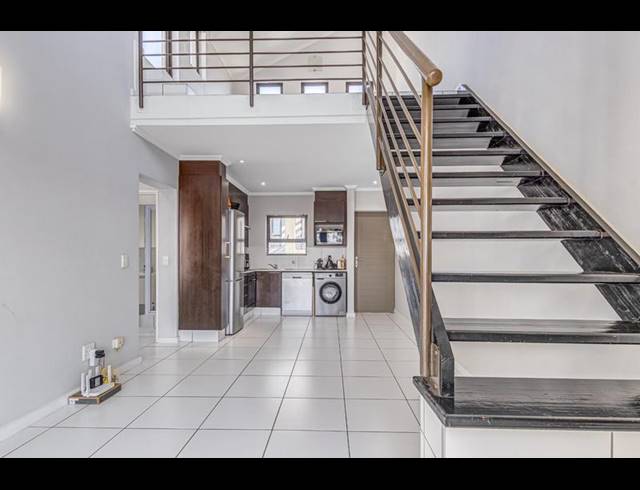 1 BEDROOM APARTMENT FOR SALE IN FOURWAYS